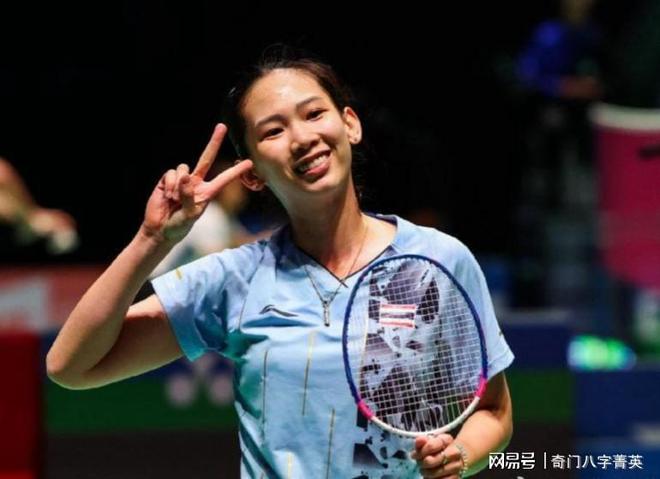 体现了足球 体现了足球